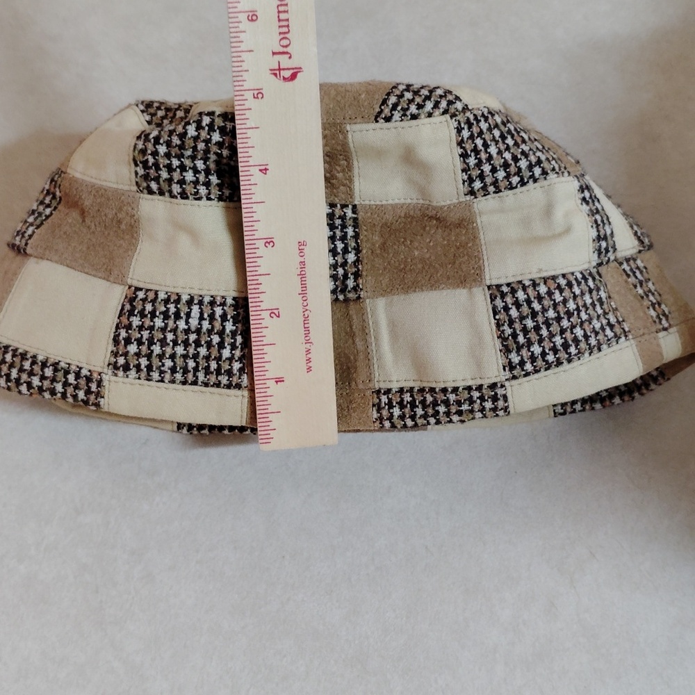 Wilsons Leather Patchwork Bucket Hat in Cream, Tan & Black Houndstooth - Picture 5 of 6